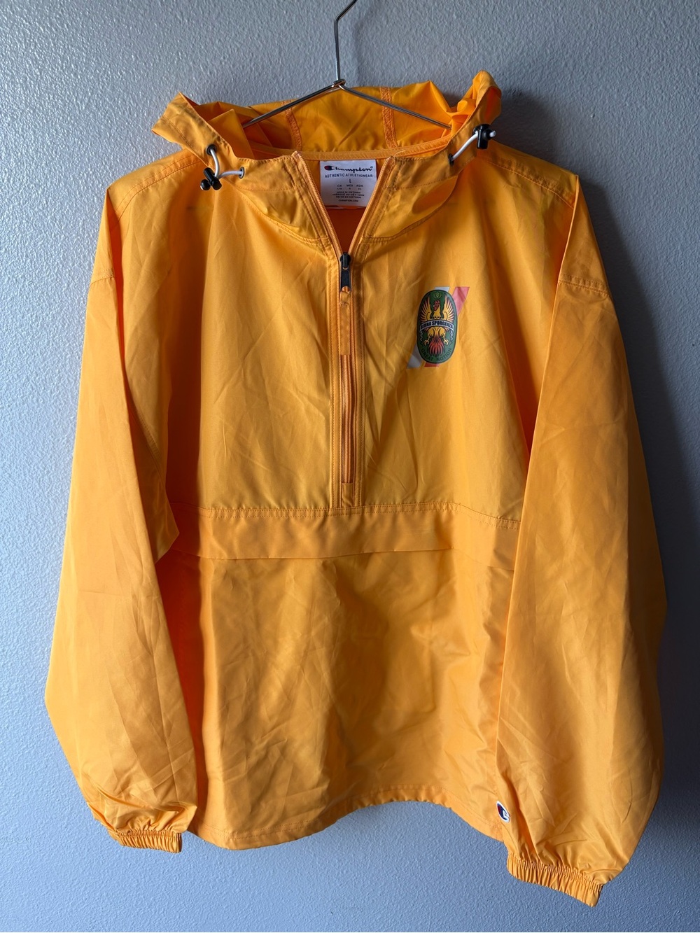 Champion Bright Yellow Hooded Half-Zip Men’s Large pullover Rain Jacket